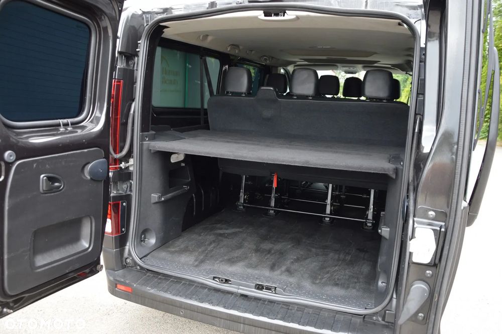 Renault Trafic Grand 2.0 dCi EDC - 29