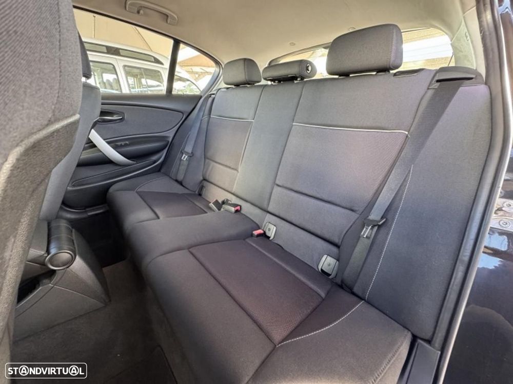 BMW 120 d DPF Edition Sport - 22