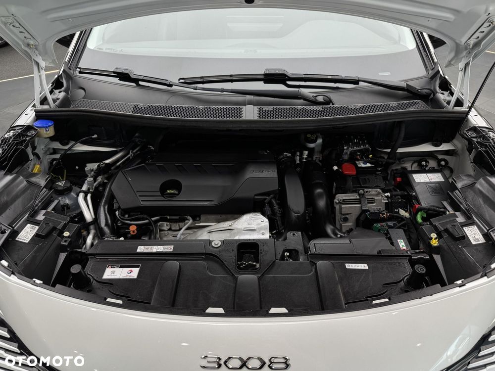 Peugeot 3008 1.6 PureTech Hybrid PHEV Allure S&S EAT8 - 21