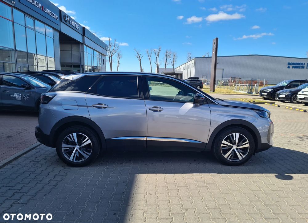 Peugeot 3008 1.2 PureTech Allure Pack S&S EAT8 - 6