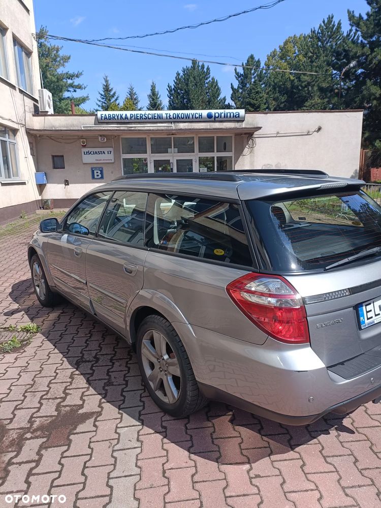 Subaru Outback 2.0 D Comfort - 3