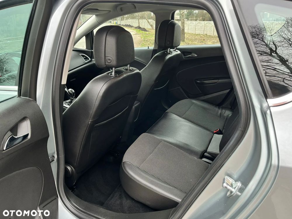 Opel Astra 1.4 Turbo Exklusiv - 23