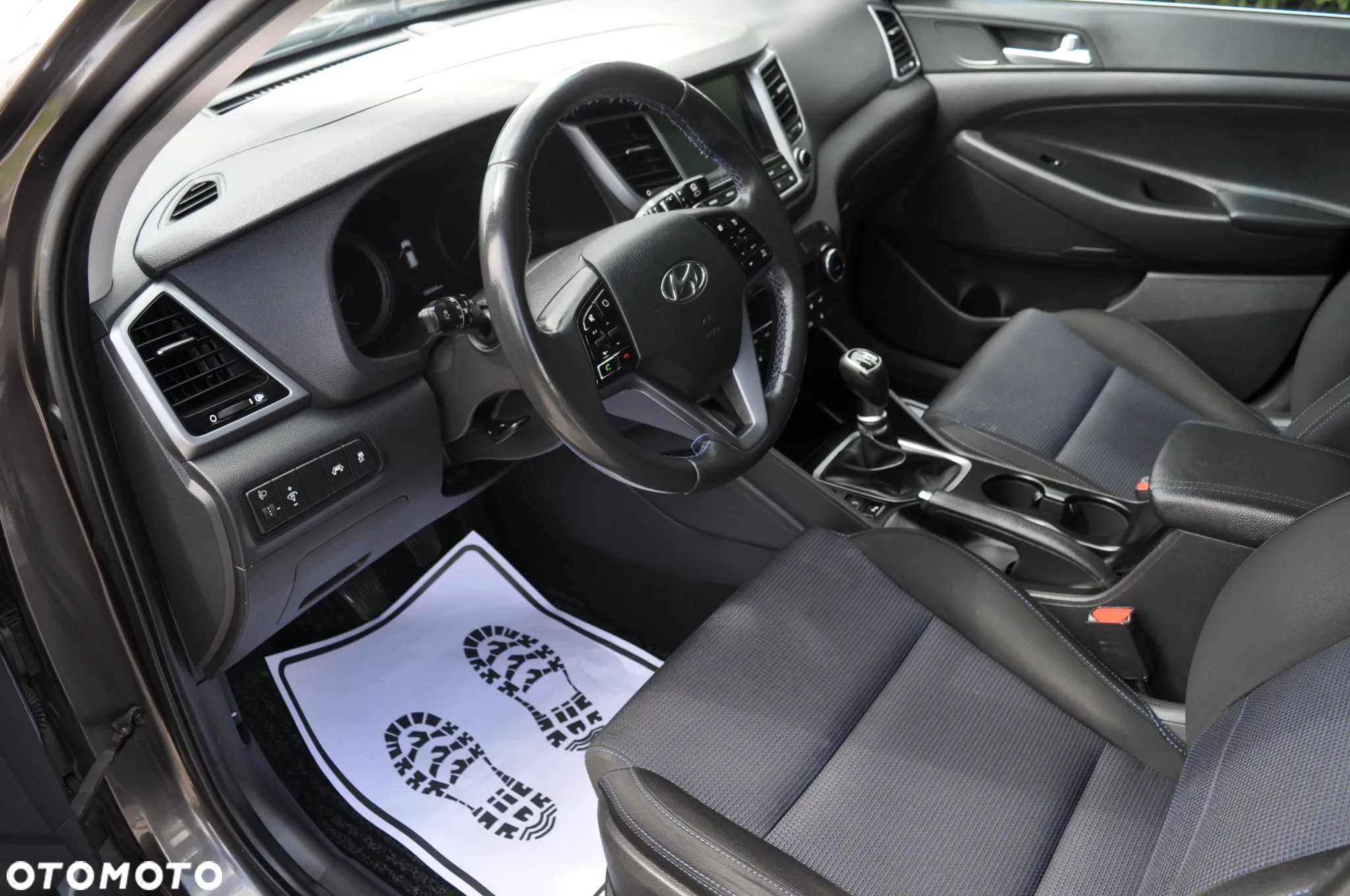 Hyundai Tucson 2.0 CRDi 2WD Style - 23