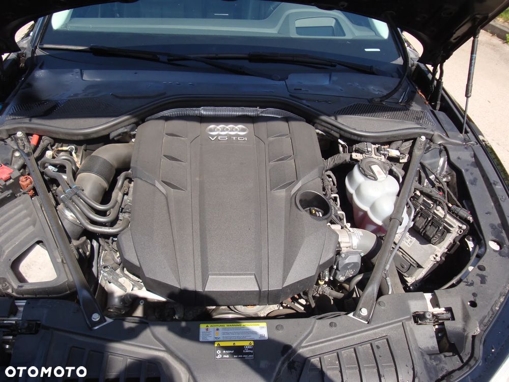 Audi A8 - 19