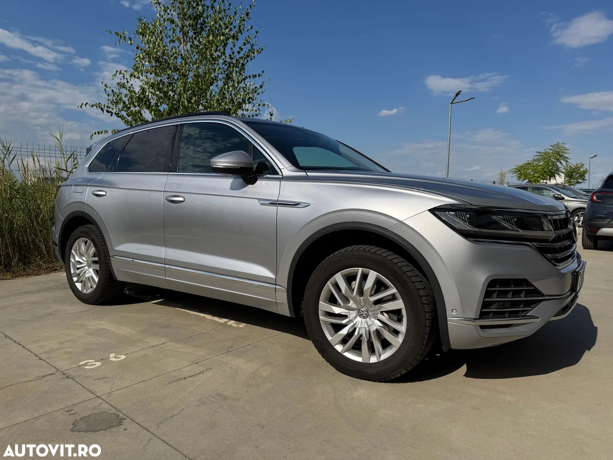 Volkswagen Touareg V6 TDI Atmosphere - 1