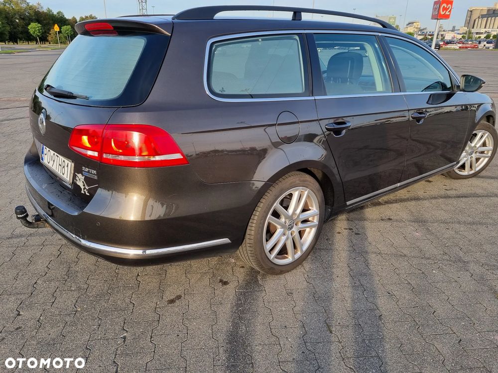 Volkswagen Passat 2.0 TDI Comfortline - 11