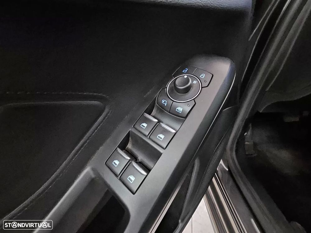 Ford Focus SW 1.0 EcoBoost MHEV ST-Line Aut. - 5