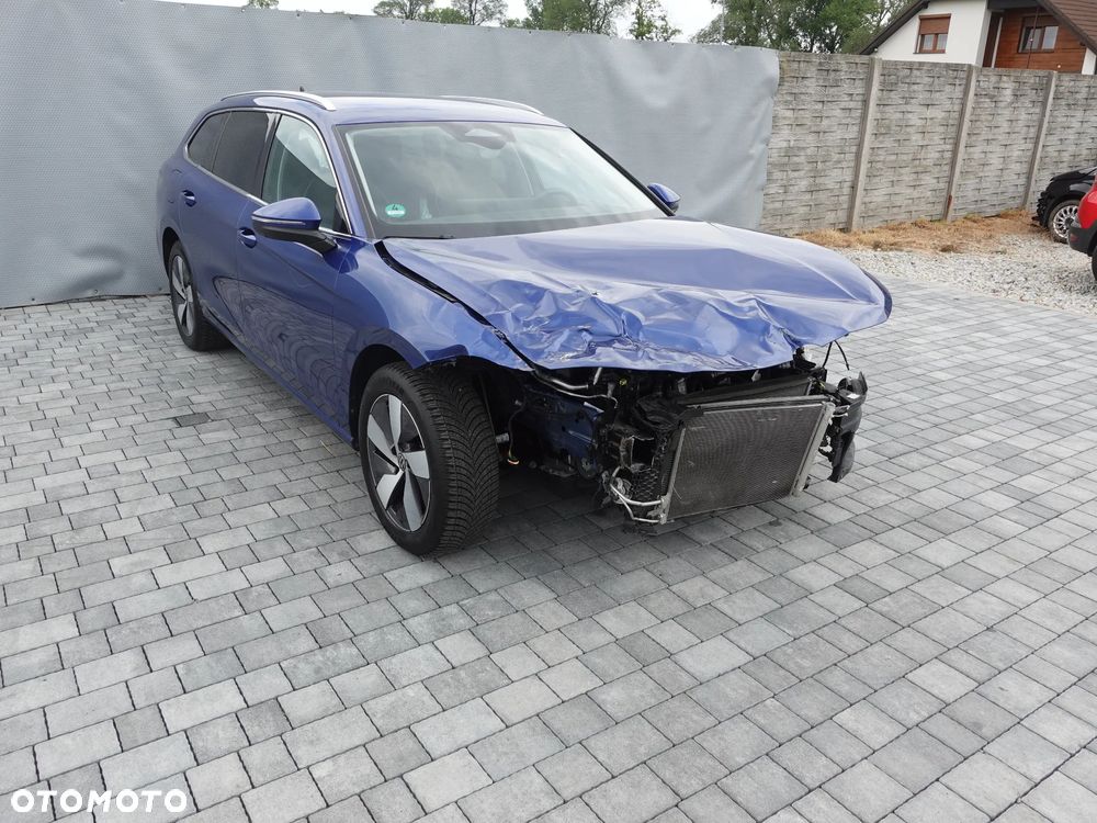 Volkswagen Passat 2.0 TDI SCR DSG Business - 15