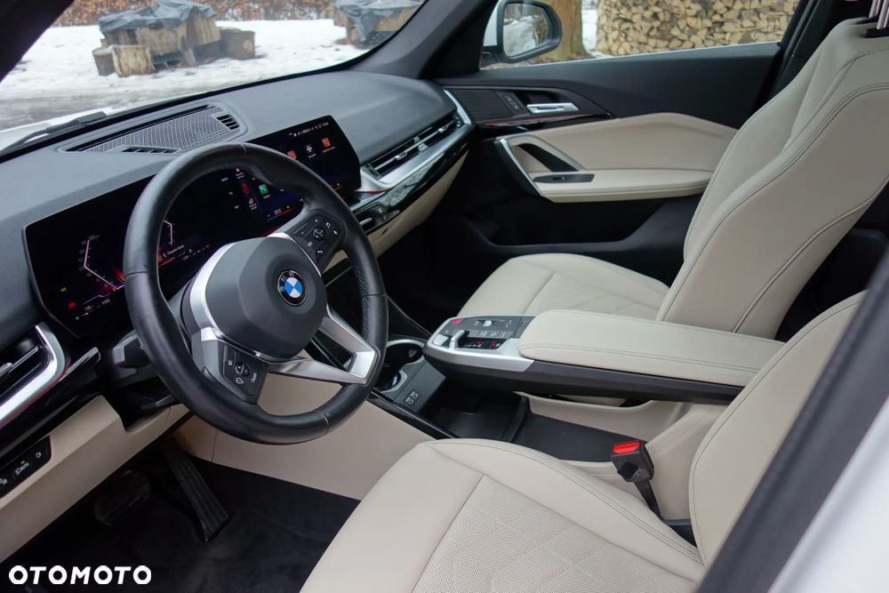 BMW X1 - 16