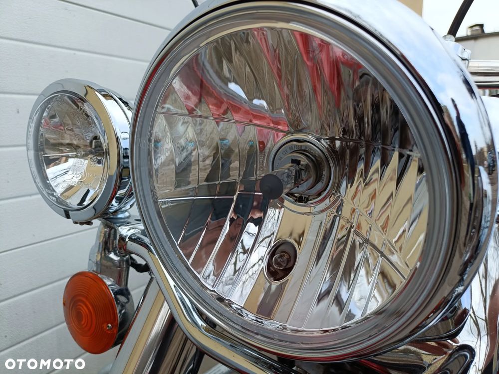 Harley-Davidson Softail Heritage Classic - 38