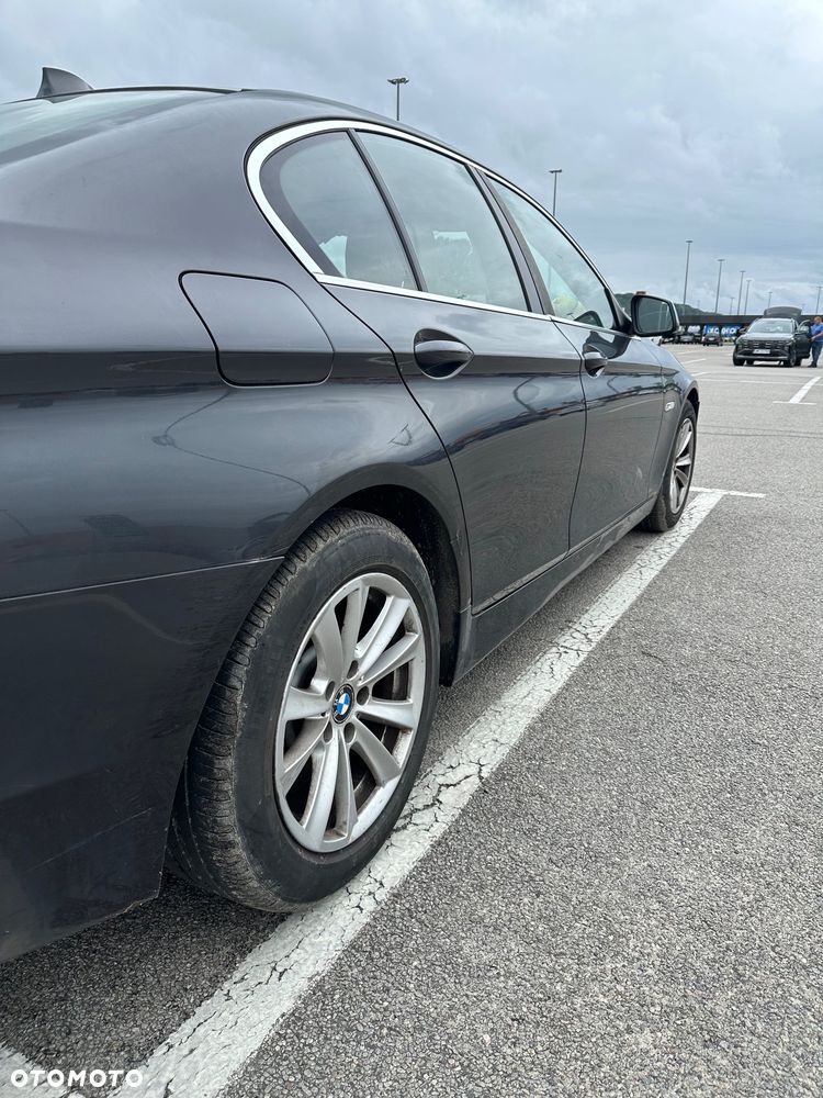 BMW Seria 5 520d - 8