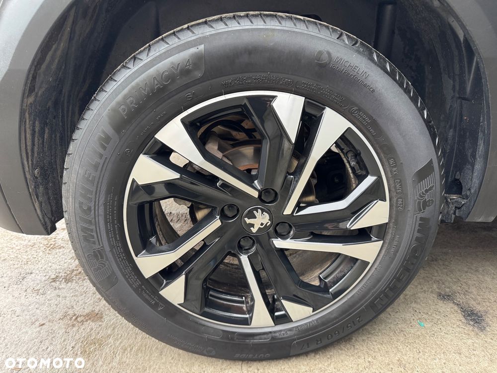 Peugeot 2008 PureTech 130 Allure Pack - 28