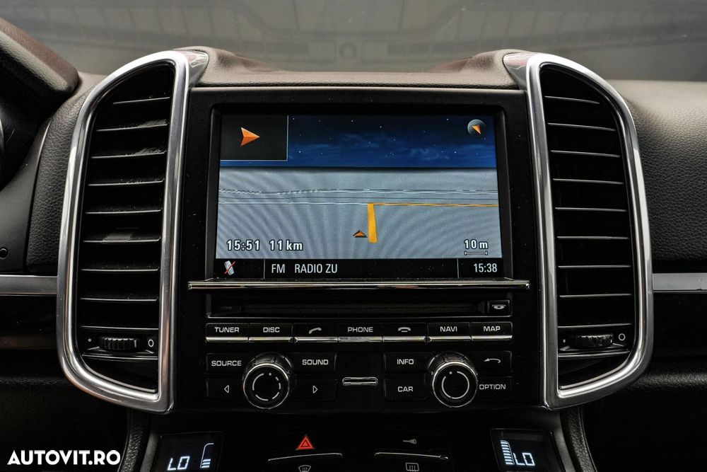 Porsche Cayenne - 20