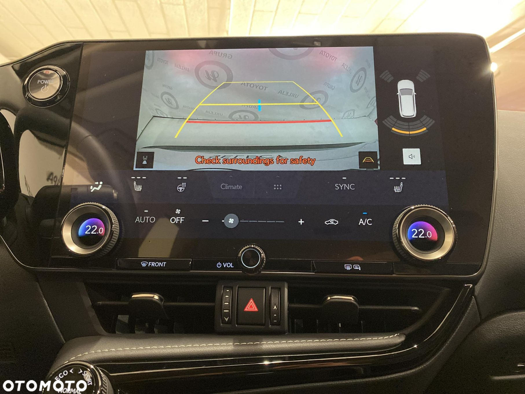 Lexus NX - 16