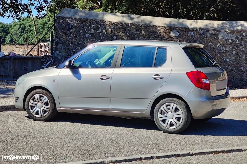 Skoda Fabia 1.2 TDi Active — fotografia 6