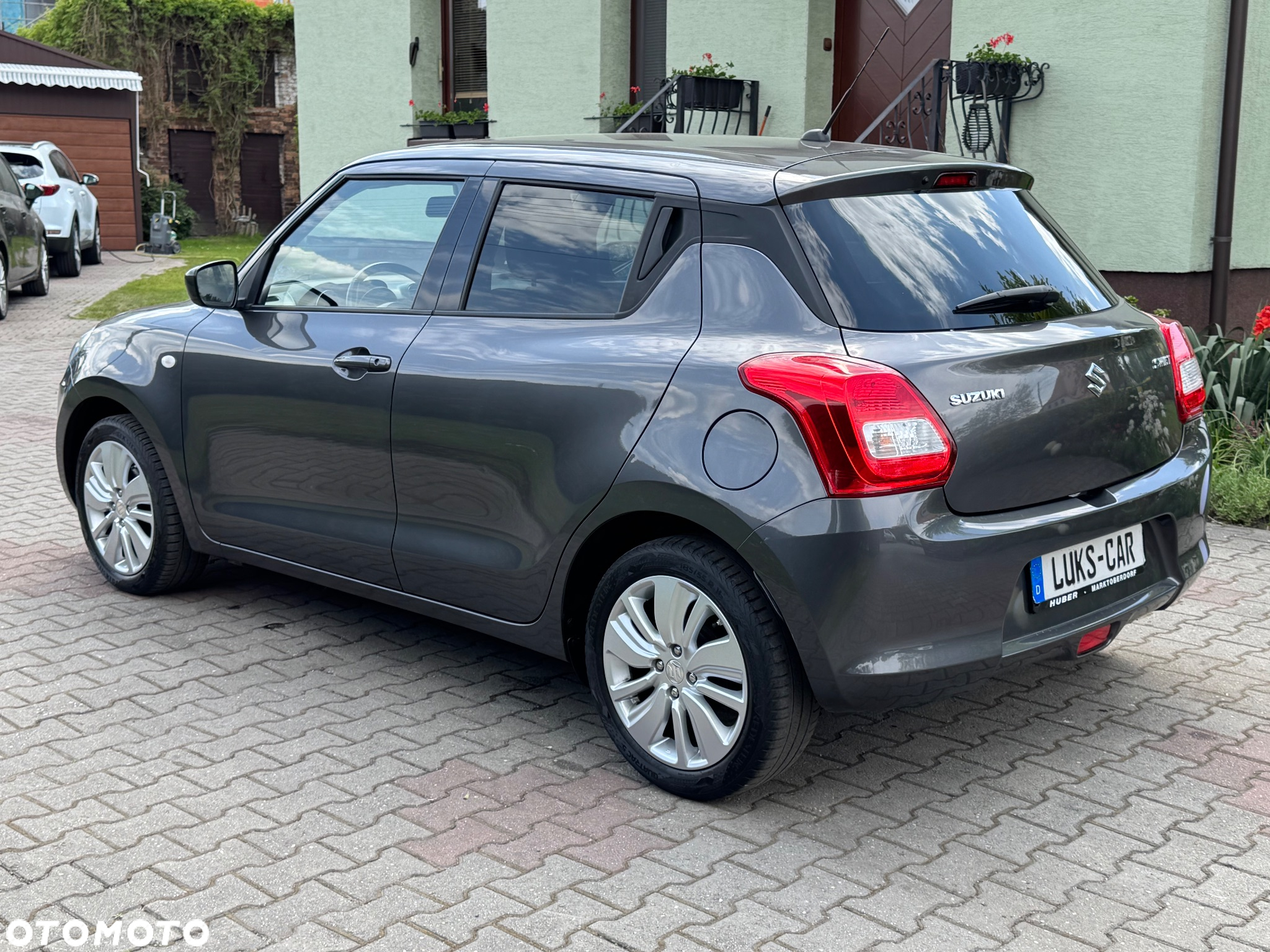 Suzuki Swift 1.2 Premium - 38