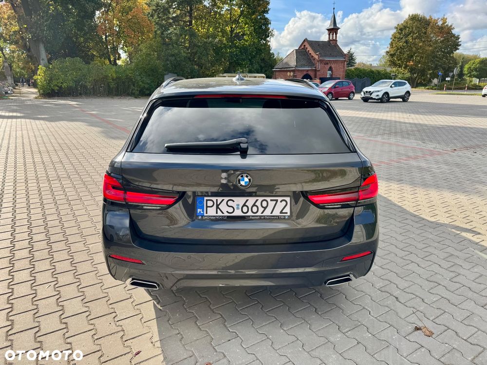 BMW Seria 5 530i Touring M Sport Edition - 8