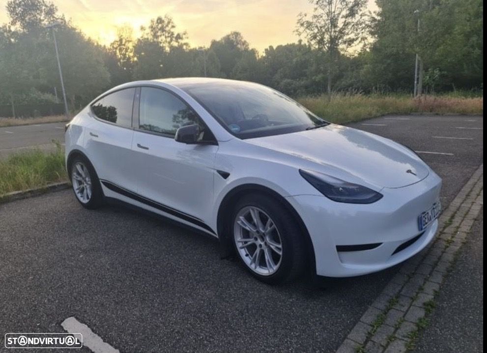 Tesla Model Y Tração Traseira - 3