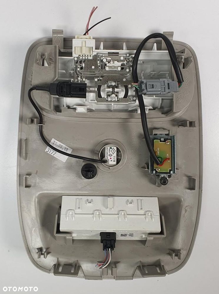 LAMPKA OŚWIETLENIA WNĘTRZA RENAULT TWINGO III 264300007R 248A07726R - 2