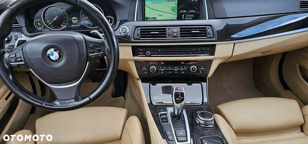 BMW Seria 5 530d xDrive Luxury Line - 25