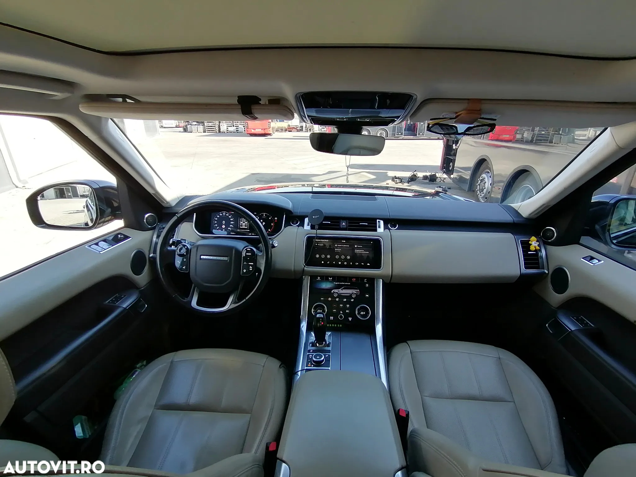Land Rover Range Rover Sport - 9