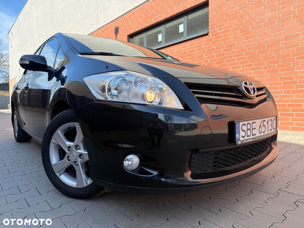 Toyota Auris 1.6 2010 - 2