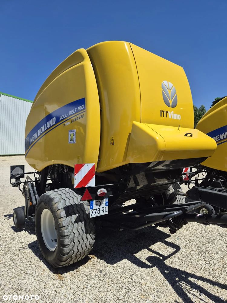 John Deere 592 - 23