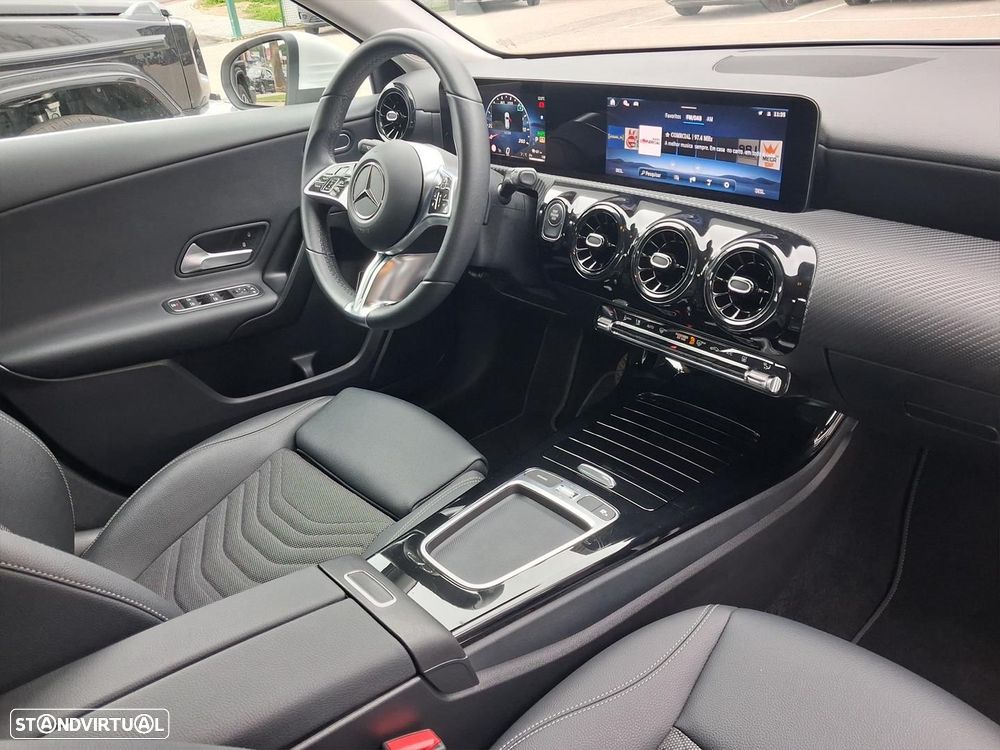 Mercedes-Benz A 250 - 13