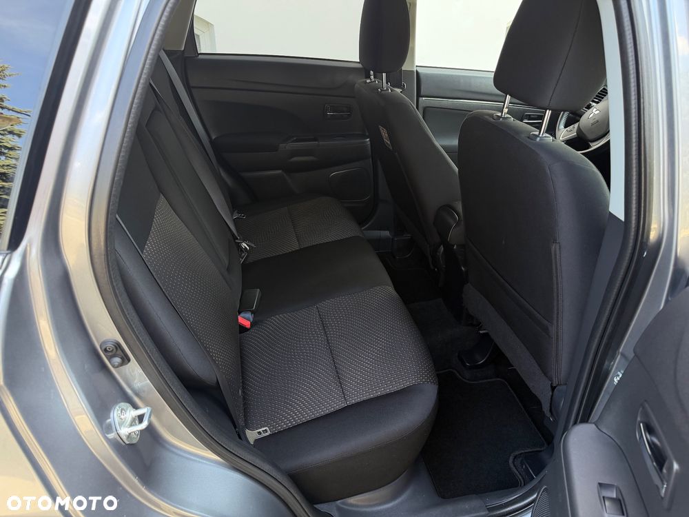 Mitsubishi ASX 1.8 DI-D 2WD Intro Edition - 17