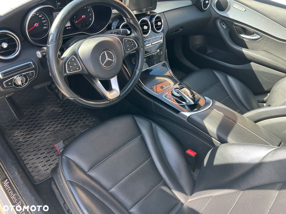 Mercedes-Benz Klasa C 180 7G-TRONIC - 3