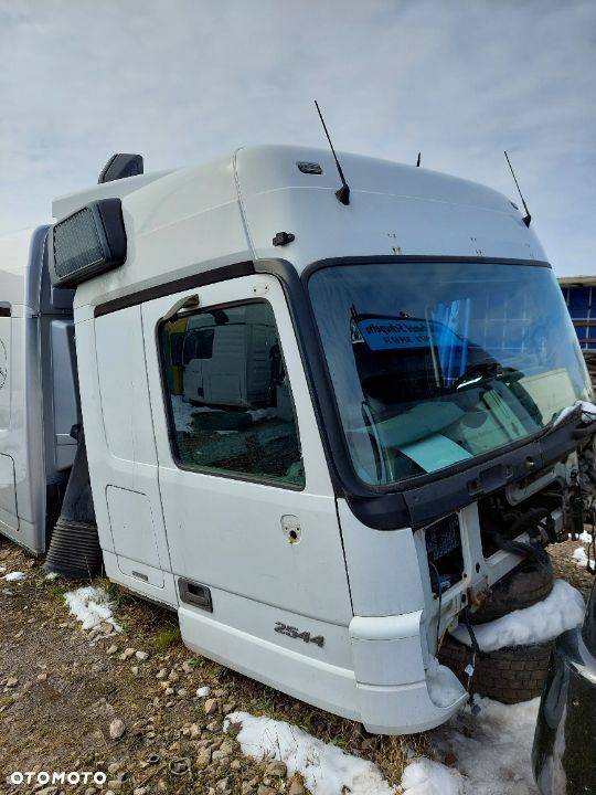 KABINA SZKIELET MERCEDES ACTROS MP2 MP3 SYPIALNA - 3