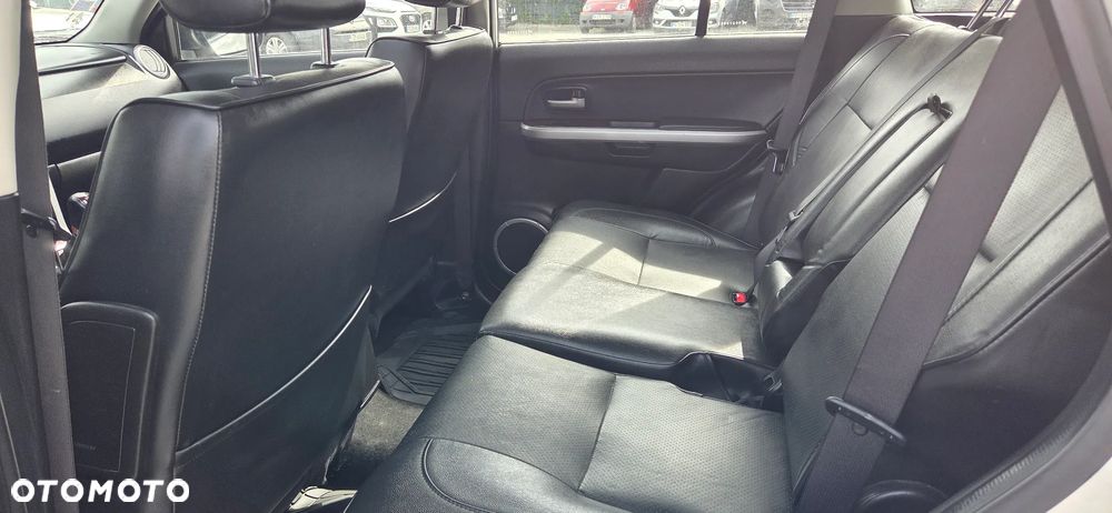 Suzuki Grand Vitara - 21