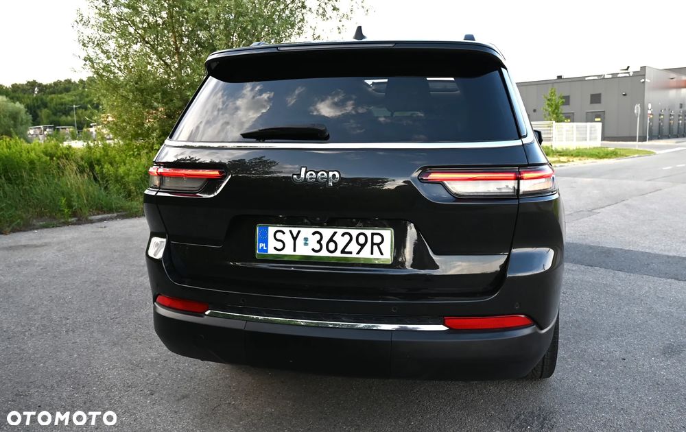 Jeep Grand Cherokee - 20