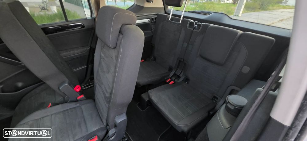 VW Touran 2.0 TDI Highline DSG - 6