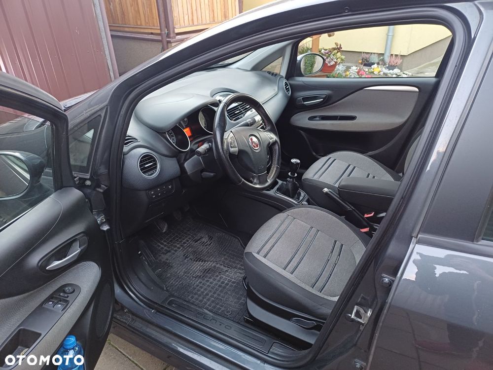 Fiat Punto Evo 2010 photo 4