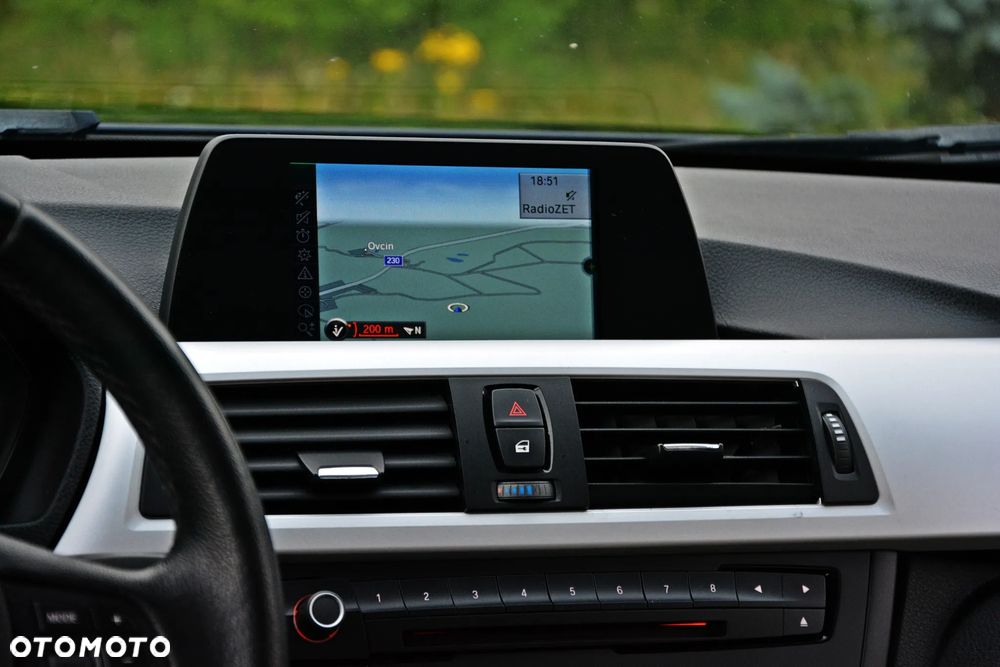 BMW Seria 3 320d Sport-Aut - 23