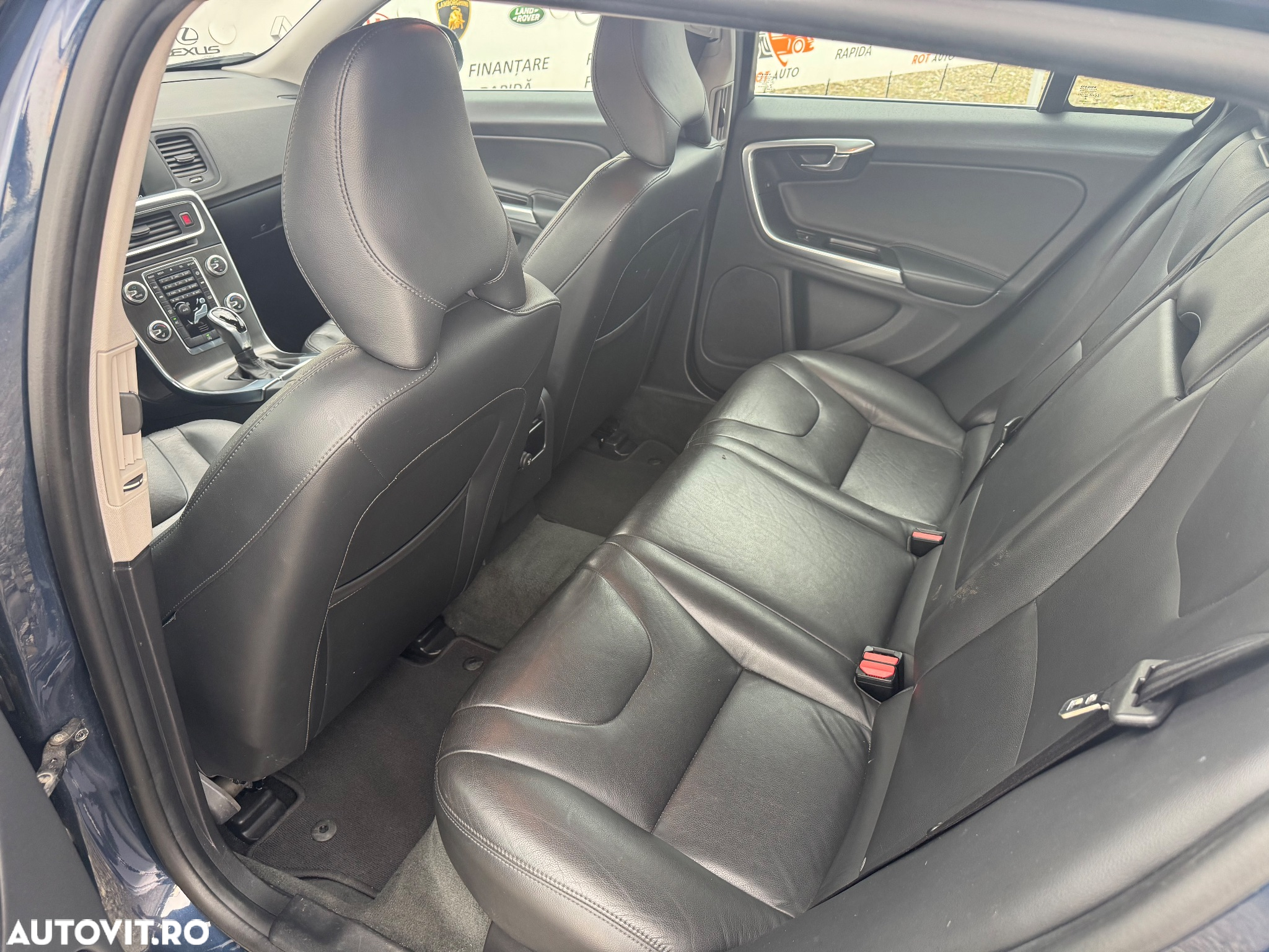 Volvo V60 D4 AWD Geartronic Momentum - 10