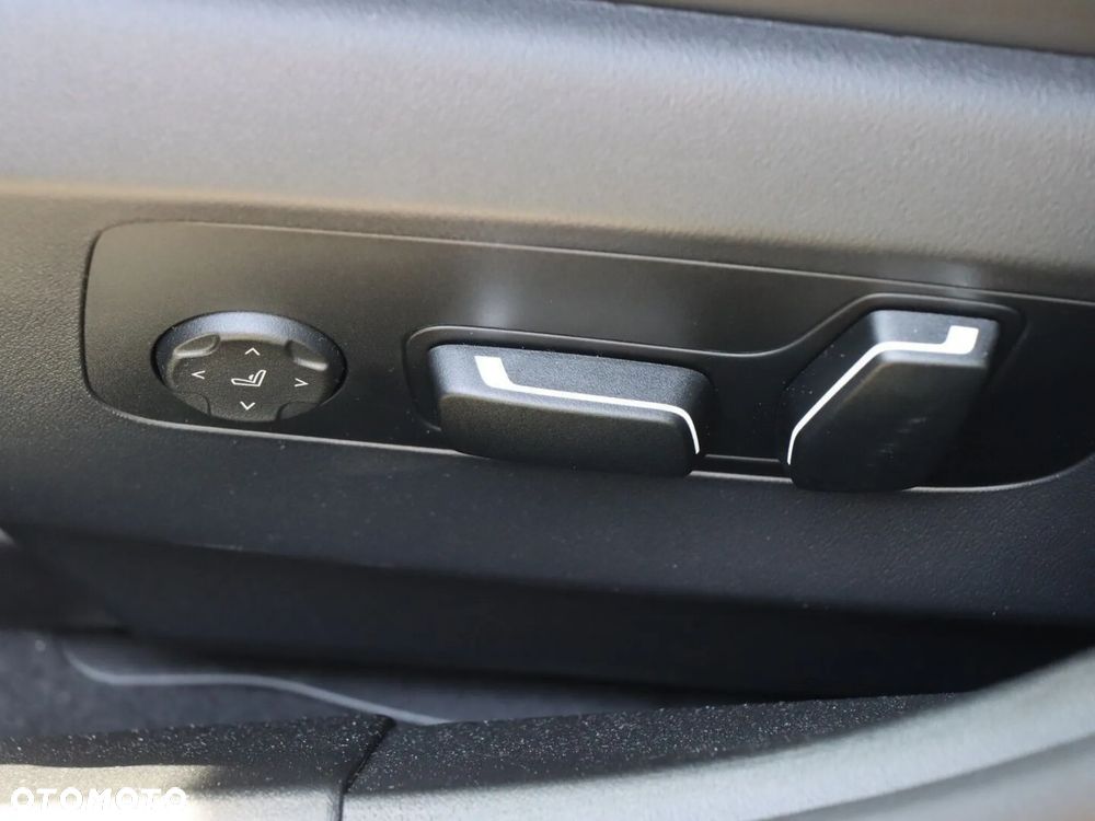 BMW Seria 5 540d xDrive mHEV M Sport - 15