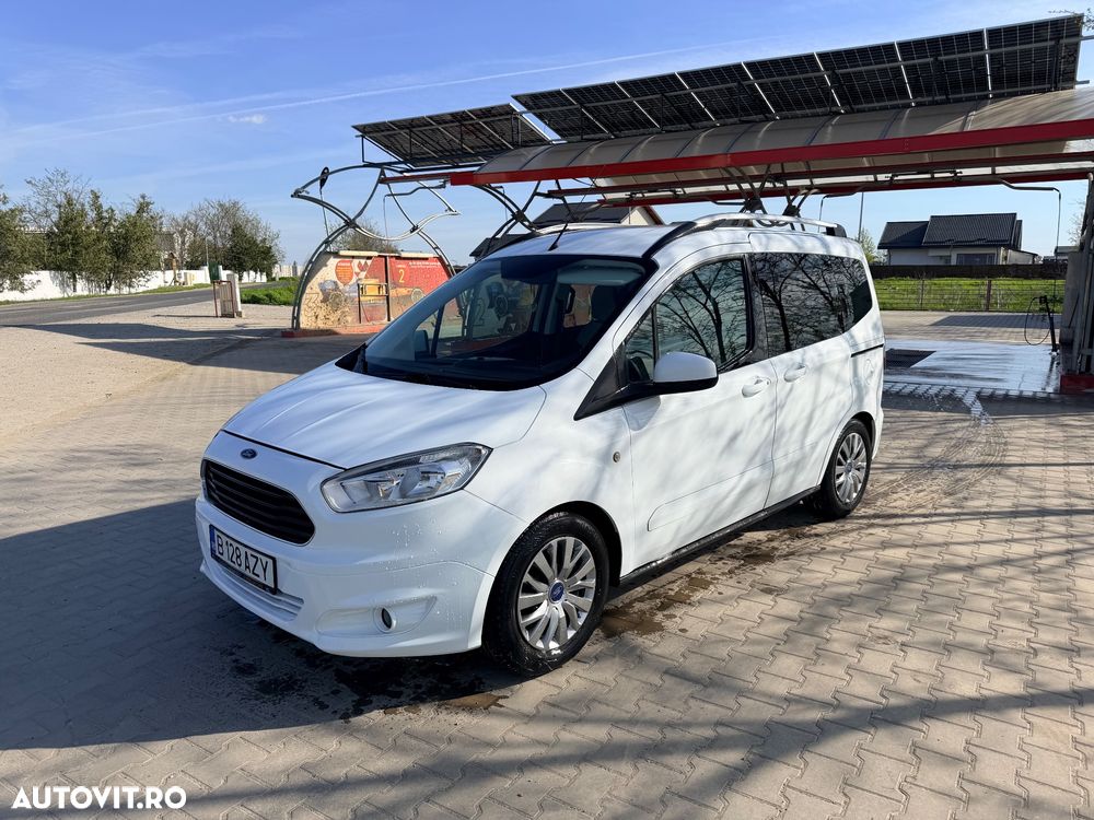 Ford Tourneo Courier - 2