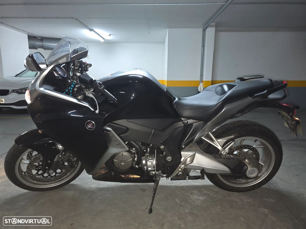 Honda VFR 1200f Versão 2013 Manual - 7