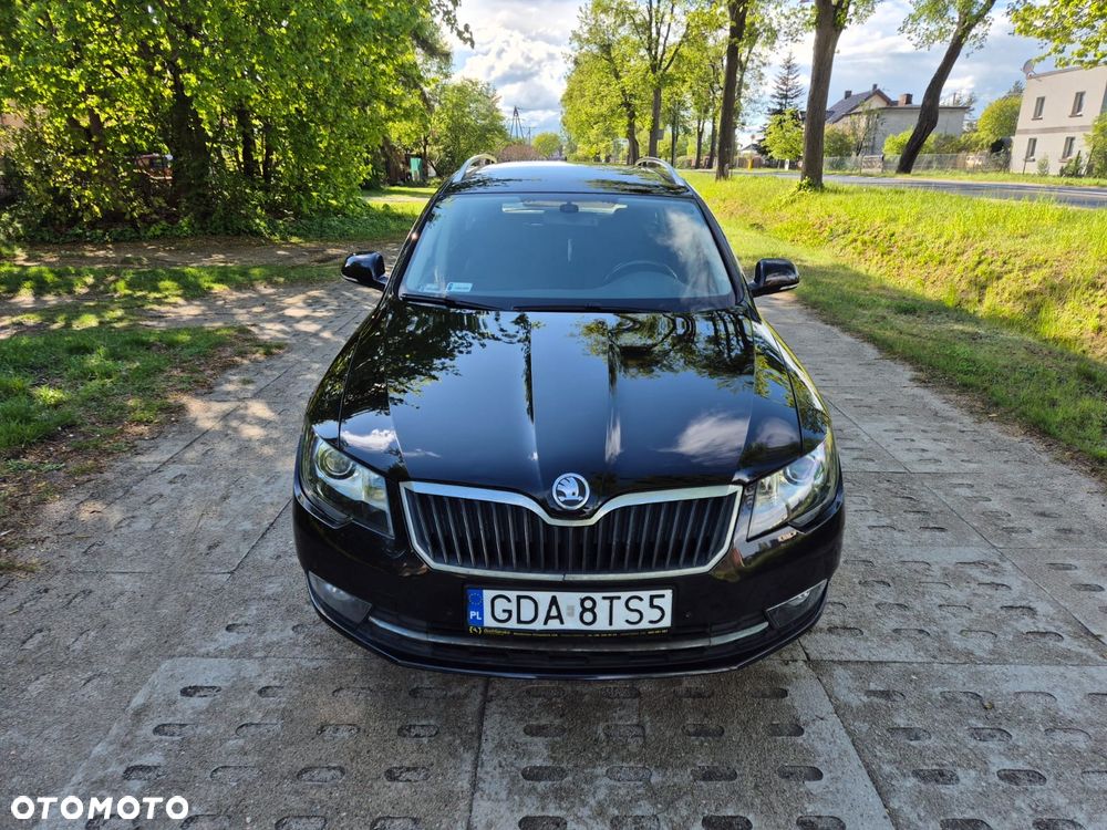 Skoda Superb 2.0 TDI Ambition DSG - 1