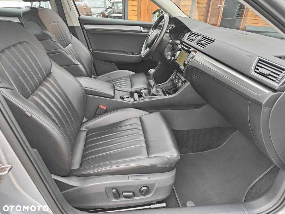 Skoda Superb 1.4 TSI Style - 19