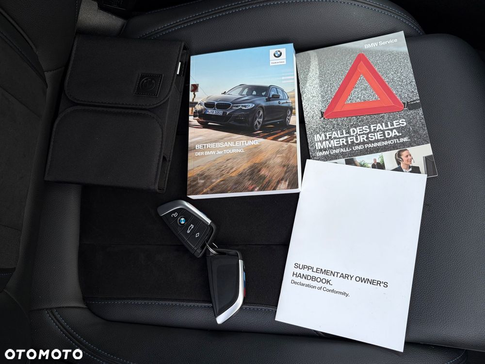 BMW Seria 3 320d Edition M Sport Shadow - 39