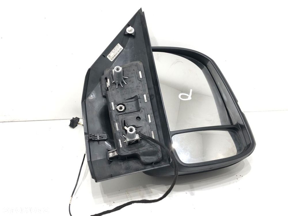 LUSTERKO PRAWY  MAN TGE Autobus 2017 - 2022 2.0 TDI 130 kW [177 KM] olej napędowy 2017 - 2022 - 1