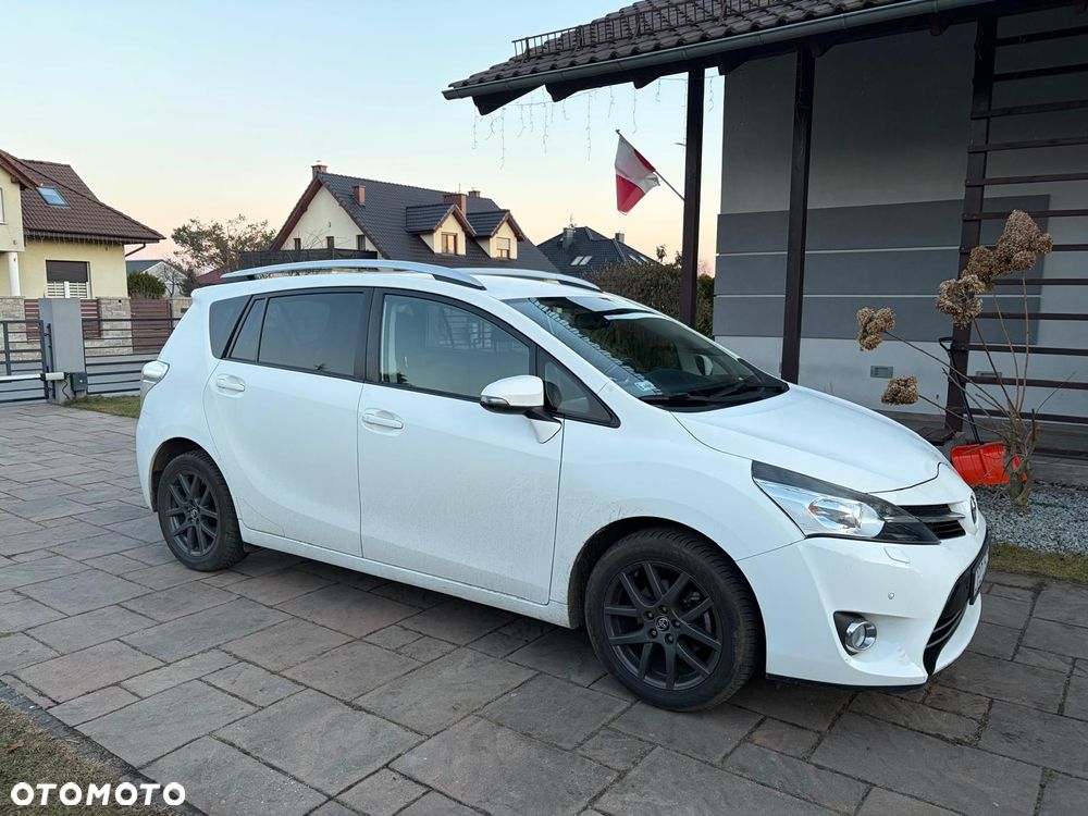 Toyota Verso 1.8 Prestige 7os - 2