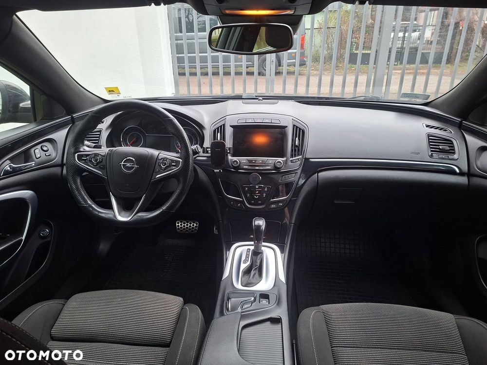 Opel Insignia CT 2.0 CDTI - 10