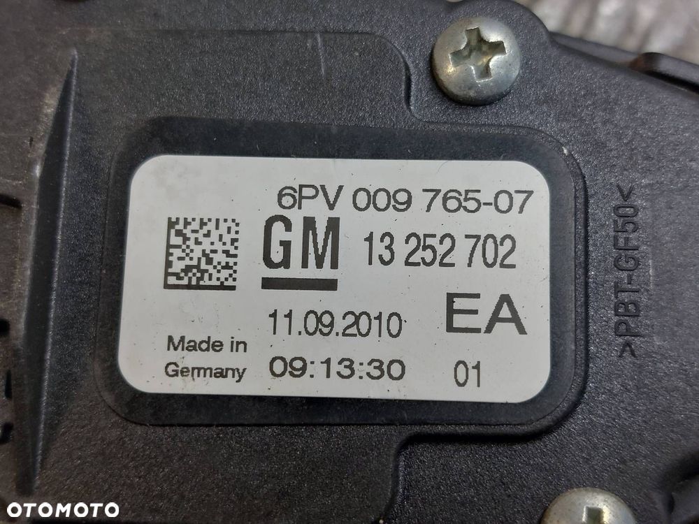 PEDAŁ GAZU POTENCJOMETR OPEL ASTRA J 13252702 - 2
