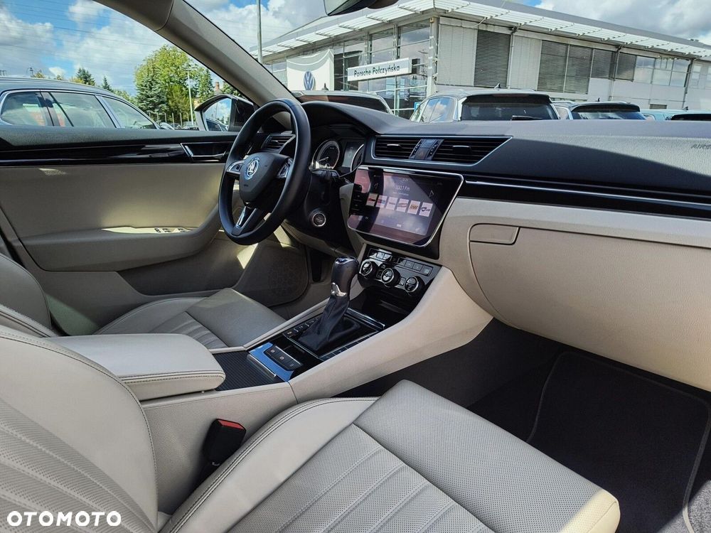 Skoda Superb 2.0 TSI 4x4 L&K DSG - 9