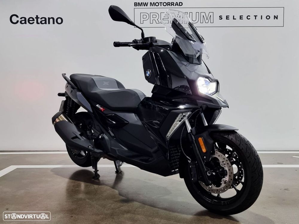 BMW C 400 X 400 X Triple Black - 4
