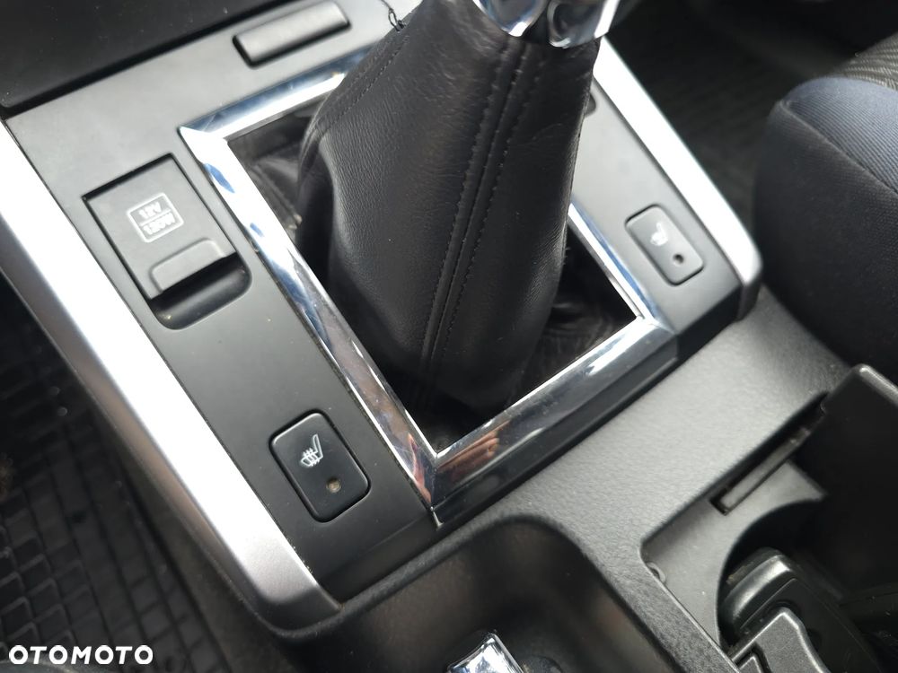 Suzuki Grand Vitara 2.4 Premium - 18